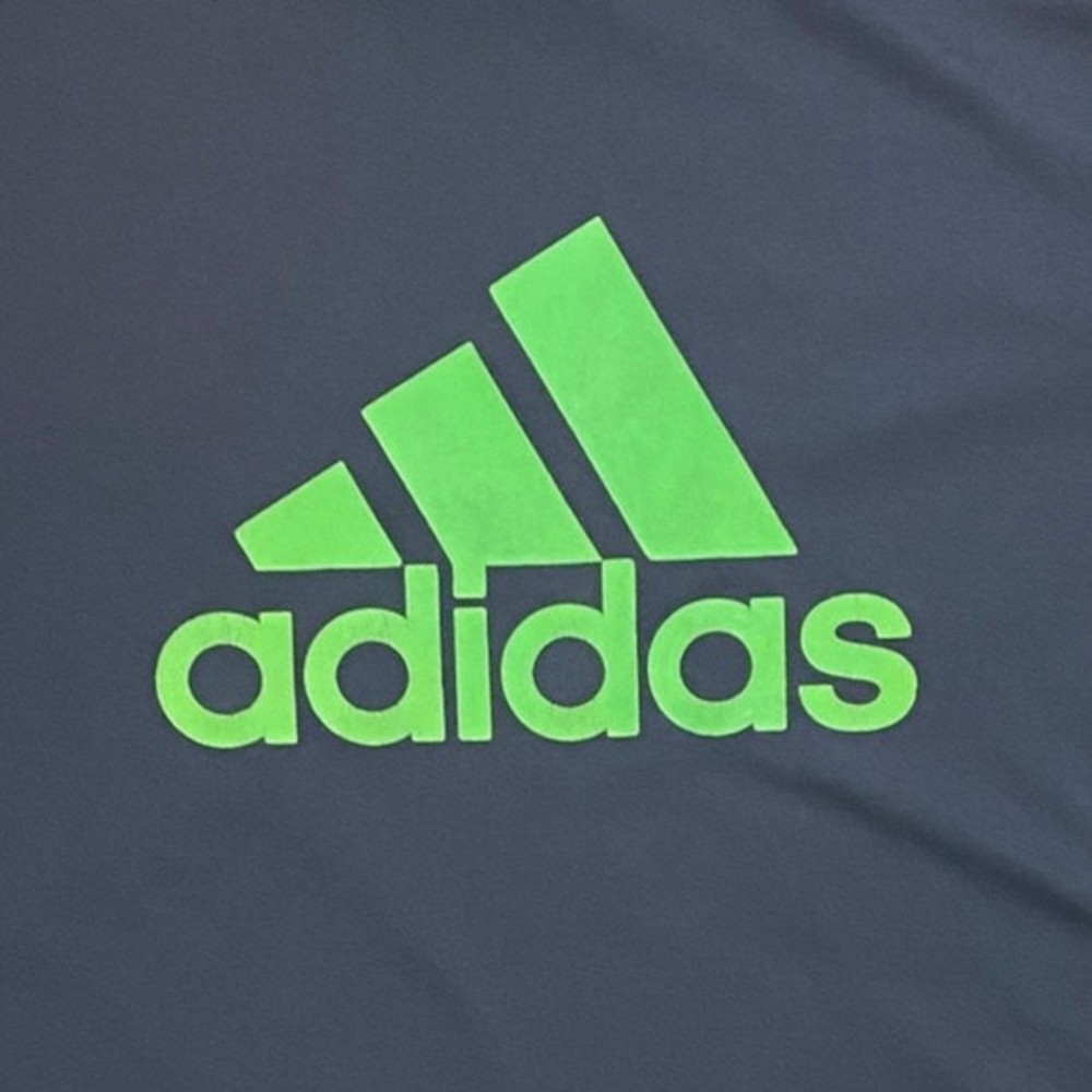 Youth Adidas Sports Shirt - Boy’s Size L 14/16 - Picture 2 of 5